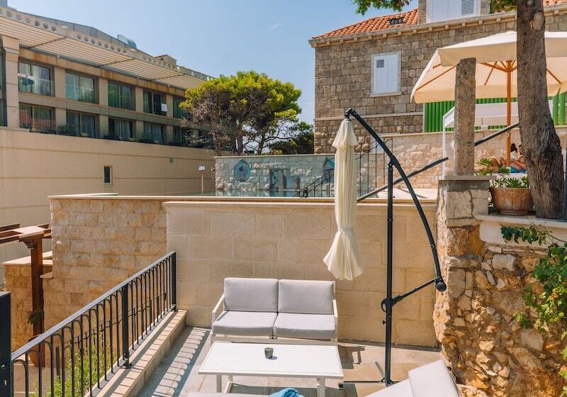 디럭스 스위트, Villa Orabelle