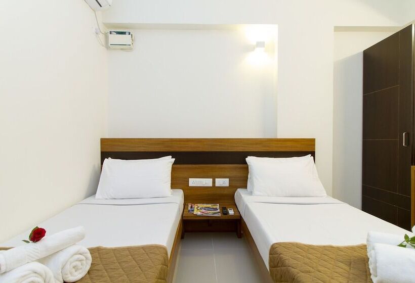 Quarto Deluxe, Sanctum Suites Whitefield Bangalore