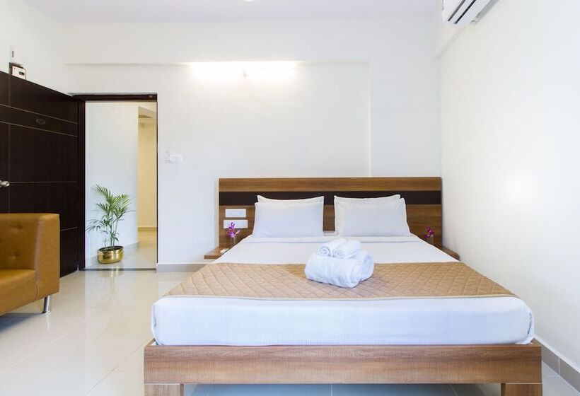 Quarto Deluxe, Sanctum Suites Whitefield Bangalore