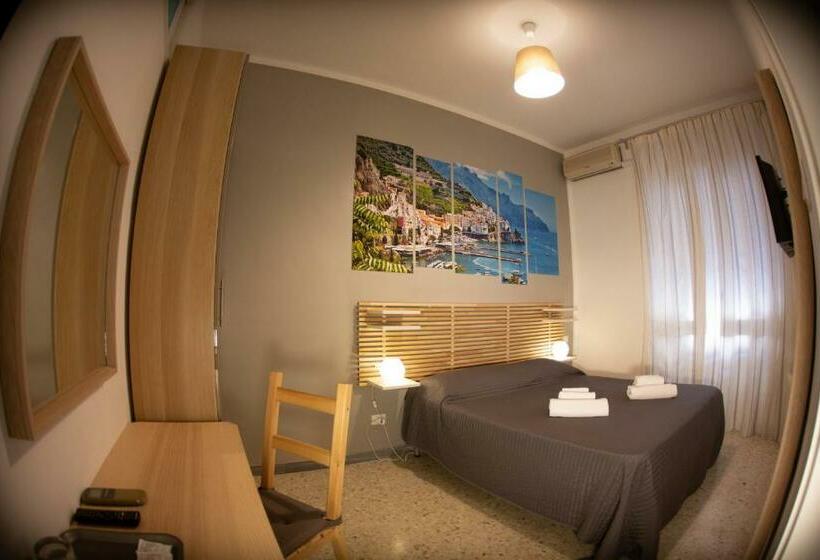 اتاق استاندارد, B&b Salerno Center