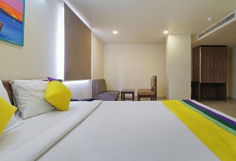 デラックスルーム, Itsy Hotels N Square