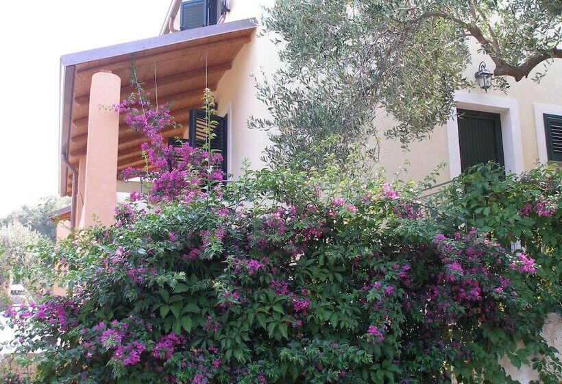 آپارتمان 1 خوابه, Residenza Turistica  Torre Delle Viole