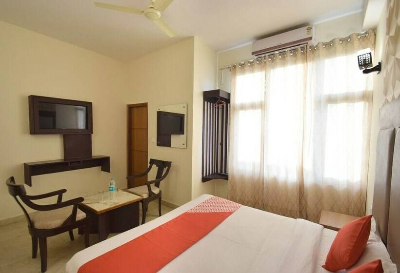 اتاق استاندارد, Capital O 11567 Hotel Shivalik Hills