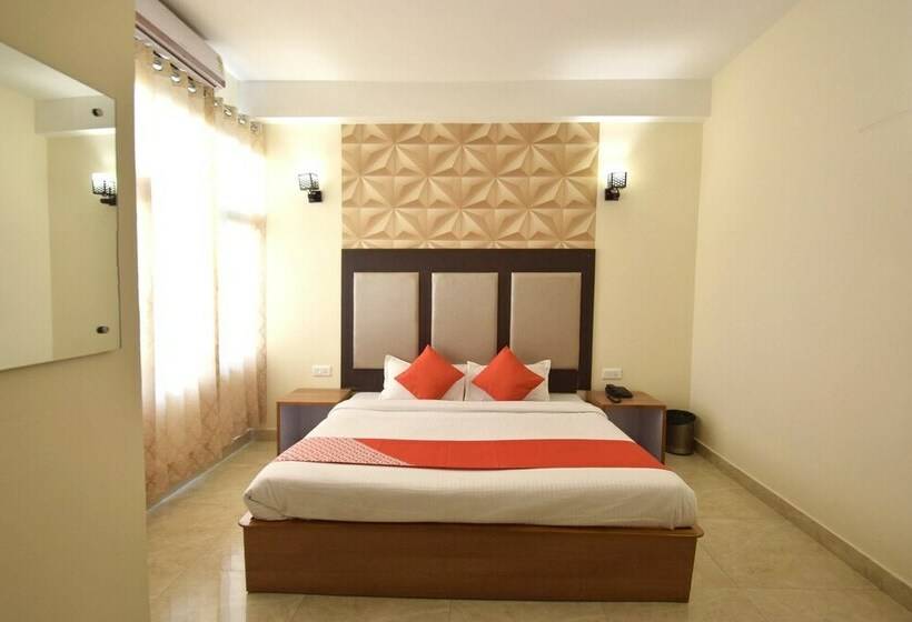 اتاق استاندارد, Capital O 11567 Hotel Shivalik Hills