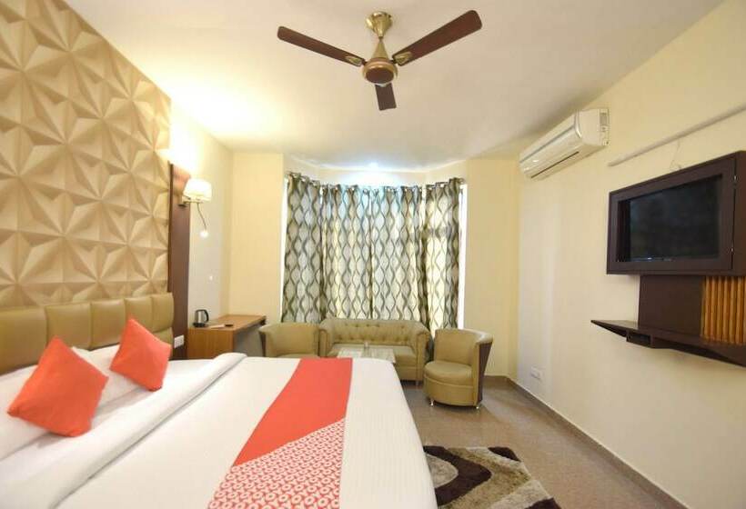 اتاق استاندارد, Capital O 11567 Hotel Shivalik Hills