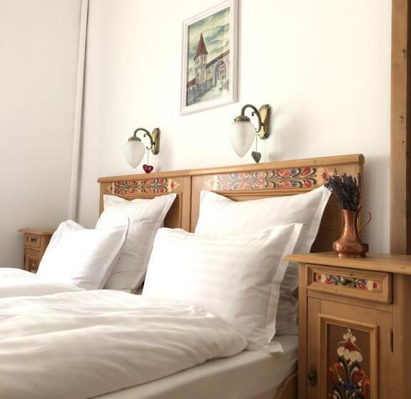 غرفة قياسية, La Teo Pensiune Si Pivnita