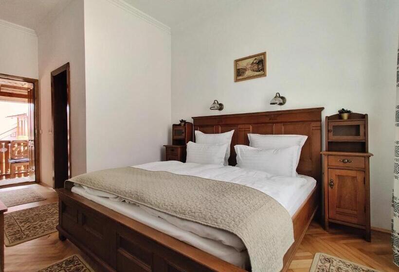 غرفة قياسية, La Teo Pensiune Si Pivnita