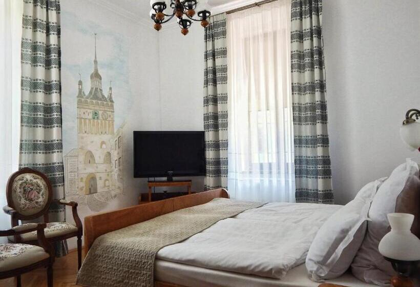 غرفة ديلوكس سرير كينج, La Teo Pensiune Si Pivnita