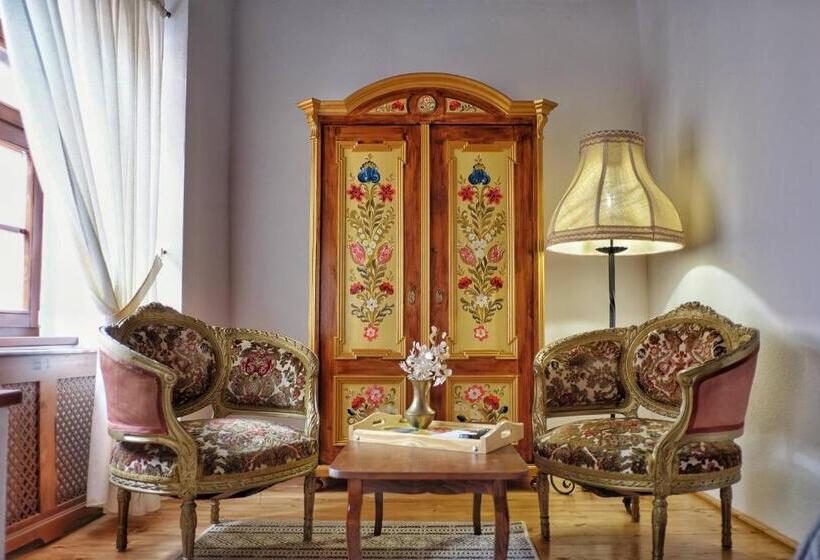 غرفة سوبيريور سرير كينج, La Teo Pensiune Si Pivnita