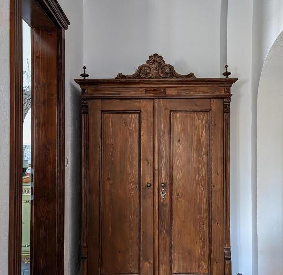 غرفة سوبيريور سرير كينج, La Teo Pensiune Si Pivnita