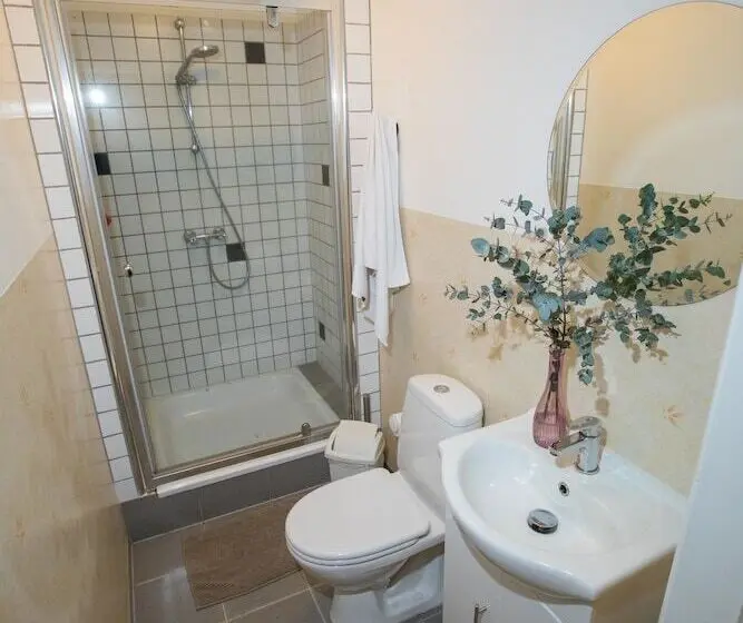اتاق اکونومی با حمام مشترک, Central Guesthouse Reykjavik