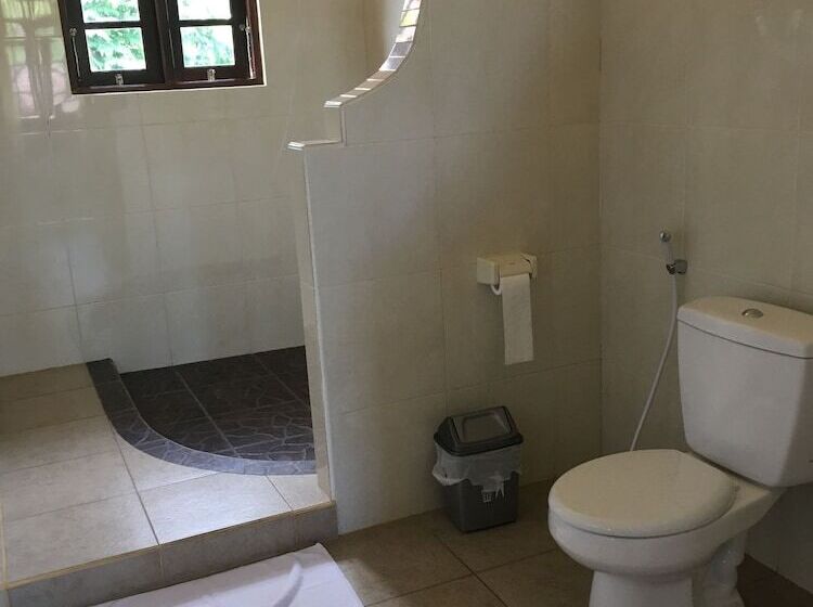 Номер Стандарт, Cafe Wayan Cottages Senggigi