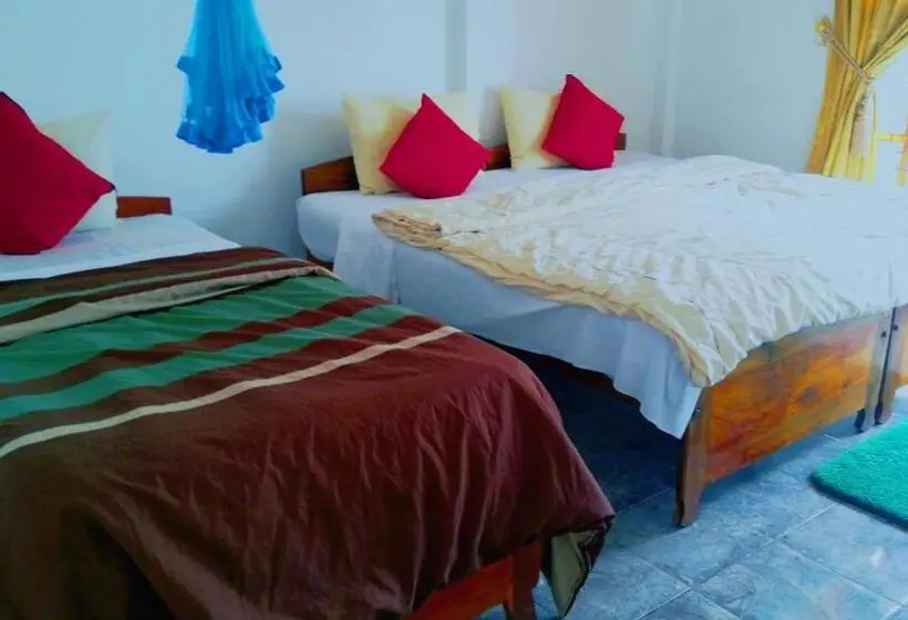 Economy Triple Room, Abc Guest Inn & Restaurant