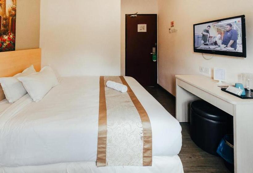 غرفة ديلوكس سرير ملكى, Kertih Damansara Inn