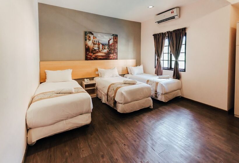 غرفة ديلوكس ثلاثية, Kertih Damansara Inn