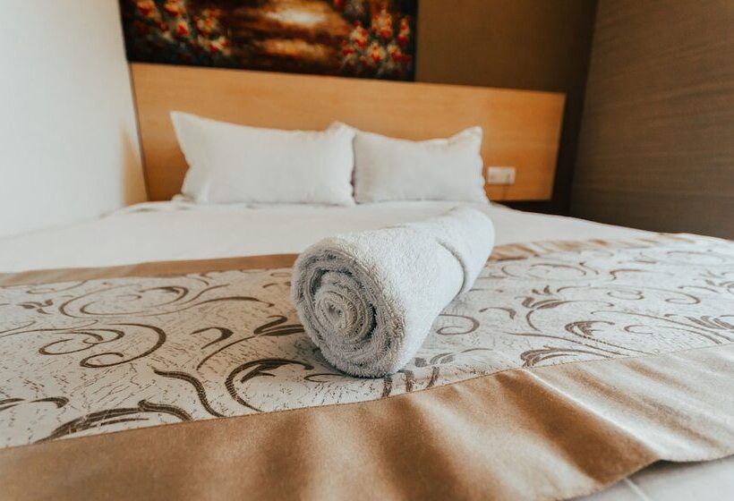 جناح ديلوكس, Kertih Damansara Inn