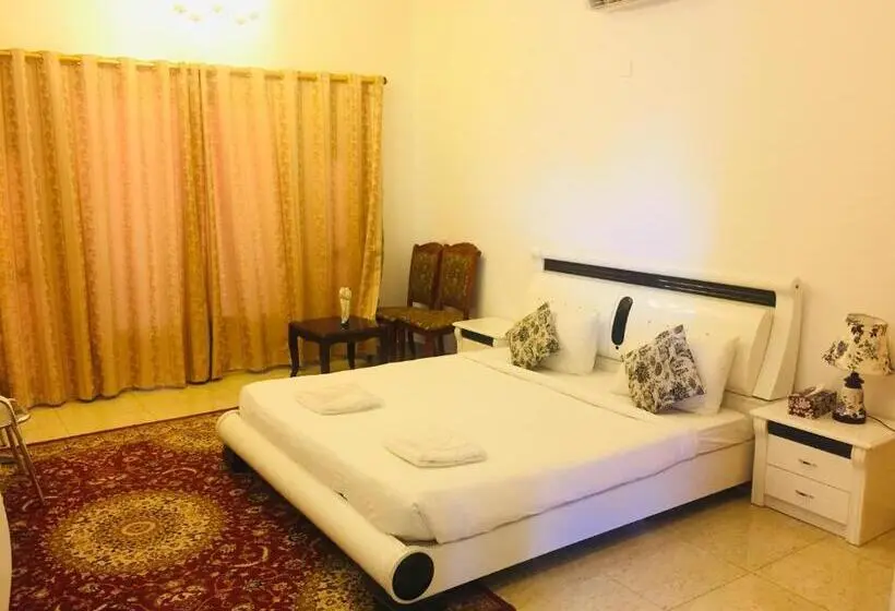 اتاق لوکس با تخت بزرگ, Shorfet Alalamin