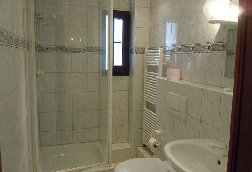 スタンダードトリプルルーム, Tropicana