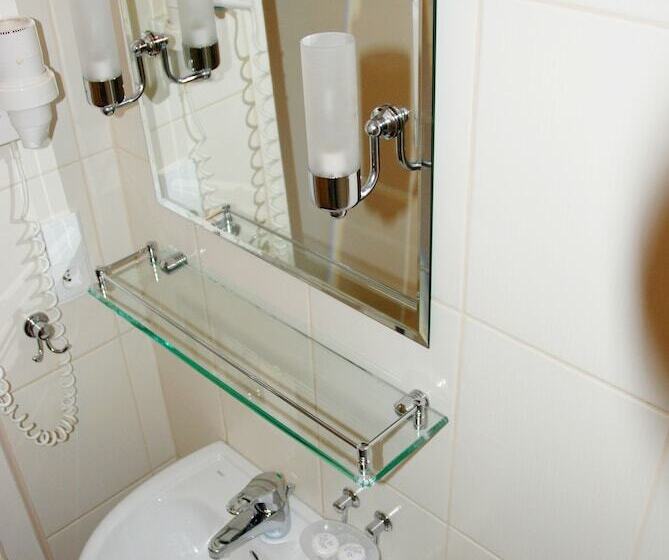 اتاق استاندارد با چشمانداز کوهستان, Zespół Tatry   Hotel Tatry I Budynek Turystyczny