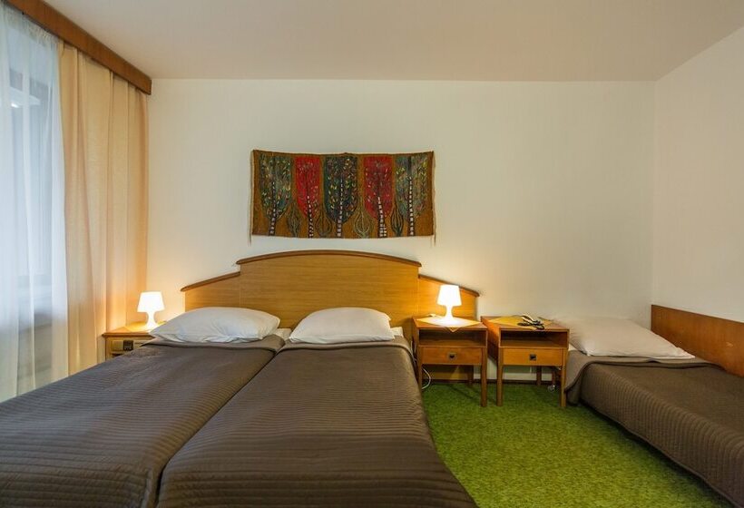 اتاق استاندارد سه نفره, Zespół Tatry   Hotel Tatry I Budynek Turystyczny