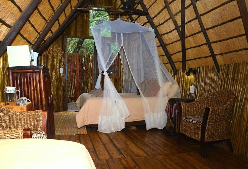 منزل غرفة نوم واحدة, Pezulu Tree House Lodge