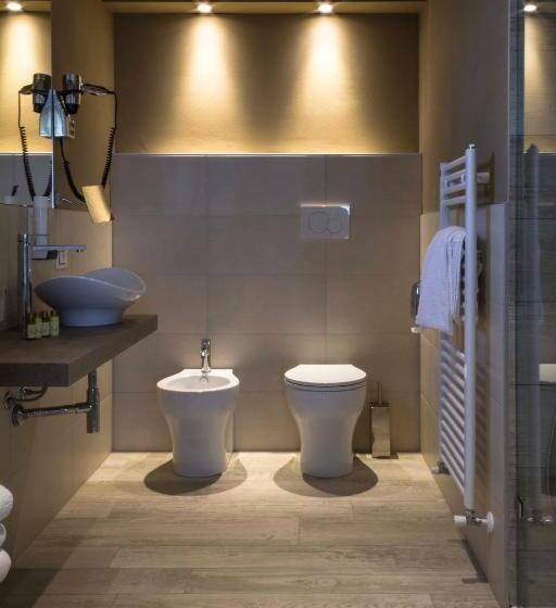 Pokój Deluxe Widok Jezioro, Relais Agli Olivi