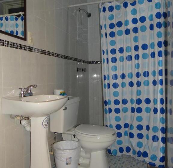 اتاق استاندارد چهار تخته, San Antonio Guanajuato