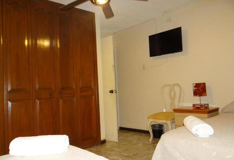 اتاق استاندارد چهار تخته, San Antonio Guanajuato