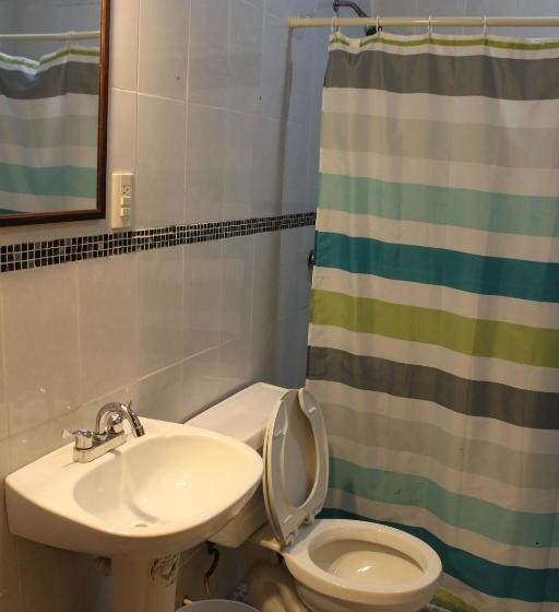 اتاق استاندارد چهار تخته, San Antonio Guanajuato