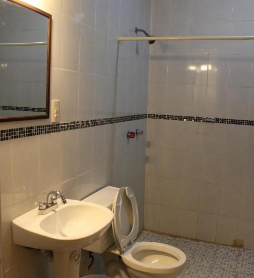 اتاق استاندارد چهار تخته, San Antonio Guanajuato