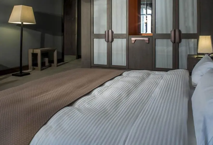 Superior-huone, Soho Grand