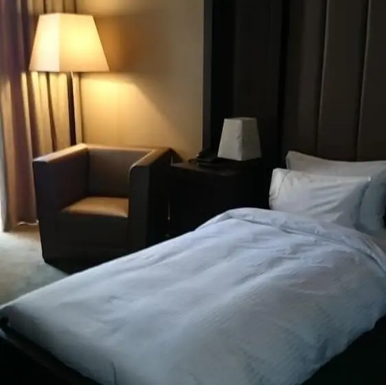 Standard Yhden Hengen Huone, Soho Grand