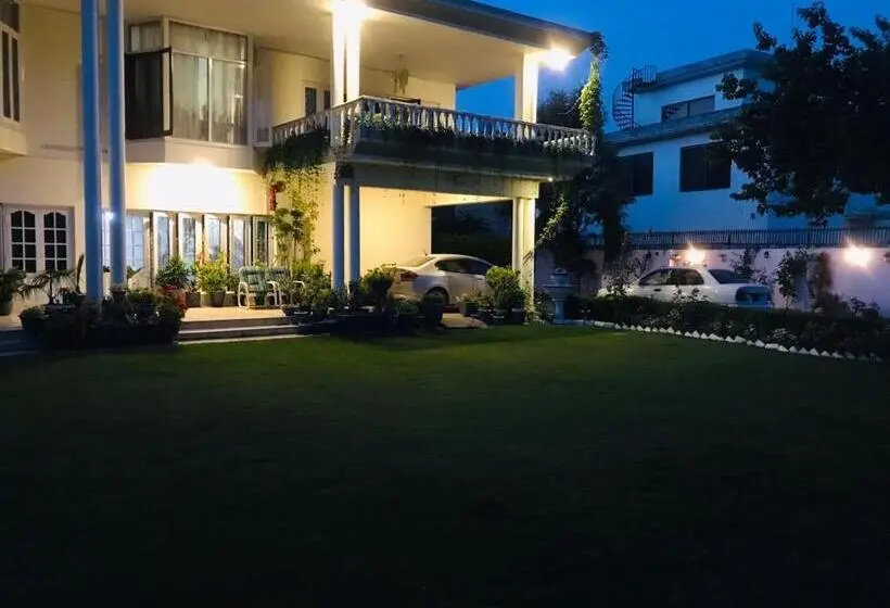 اتاق لوکس, Alaf Laila Guest House