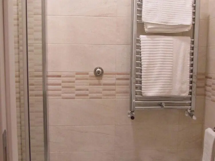 اتاق استاندارد با بالکن, Trevi Elegance Suite