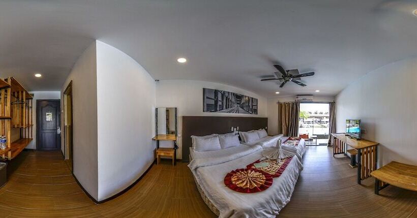 غرفة ديلوكس عائلية, The Barat Tioman Beach Resort