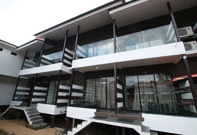 غرفة عائلية, The Barat Tioman Beach Resort