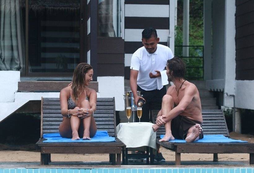 شاليه سوبيريور غرفة نوم واحدة, The Barat Tioman Beach Resort