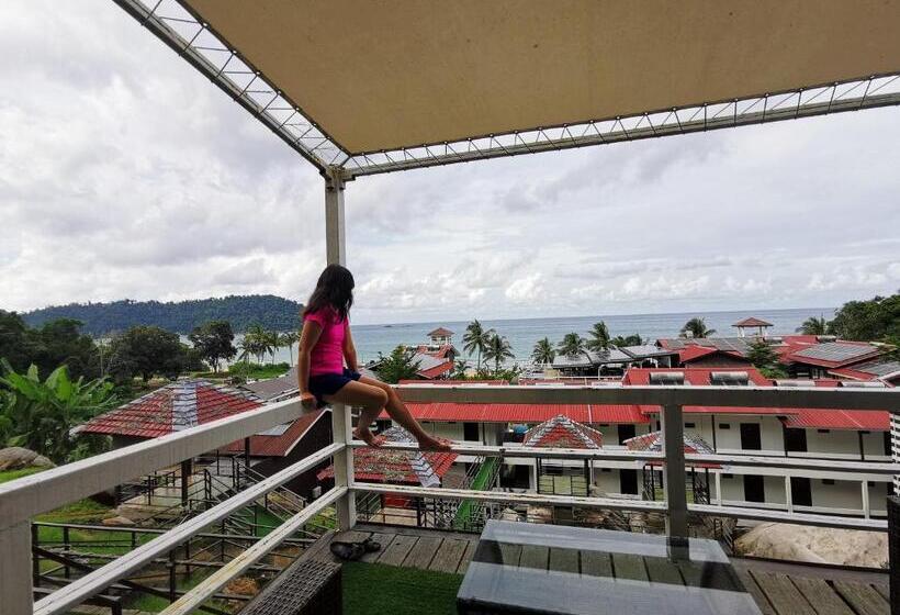 بنجلو قياسى مطل على البحر, The Barat Tioman Beach Resort