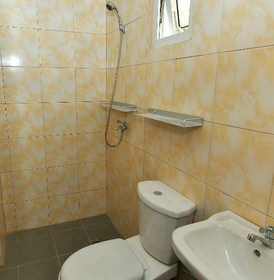 اتاق استاندارد با تخت‌های تاشو, Cebu Courtyard