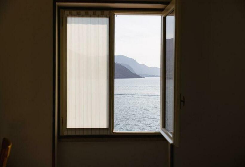 חדר סטנדרט נוף לאגם, La Foresta Monteisola