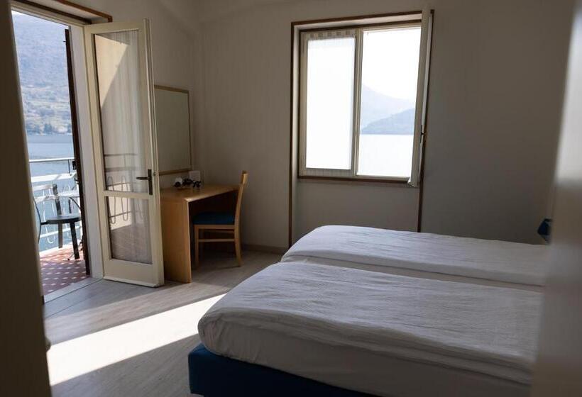 חדר סטנדרט נוף לאגם, La Foresta Monteisola