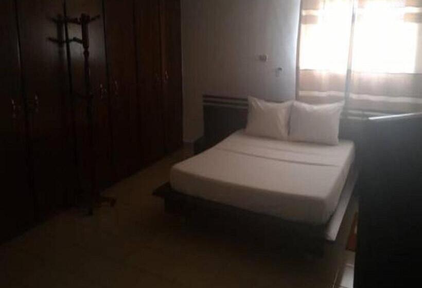 سوئیت جونیور با تراس, Residence Diane