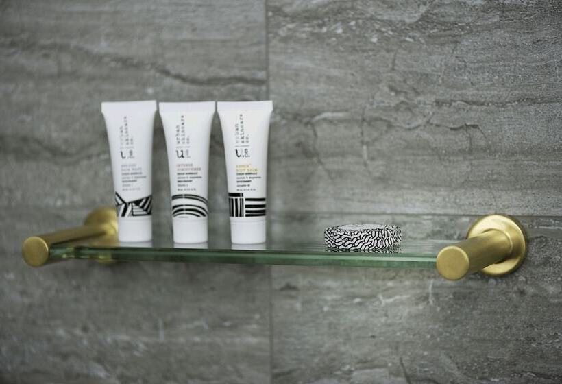 اتاق سوپریور با چشم‌انداز رودخانه, Maya Maya At Mandoon Estate