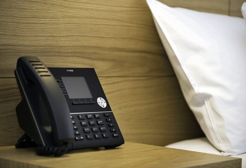 اتاق سوپریور با چشم‌انداز رودخانه, Maya Maya At Mandoon Estate