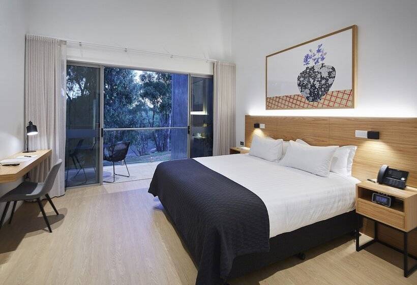 اتاق سوپریور با چشم‌انداز رودخانه, Maya Maya At Mandoon Estate