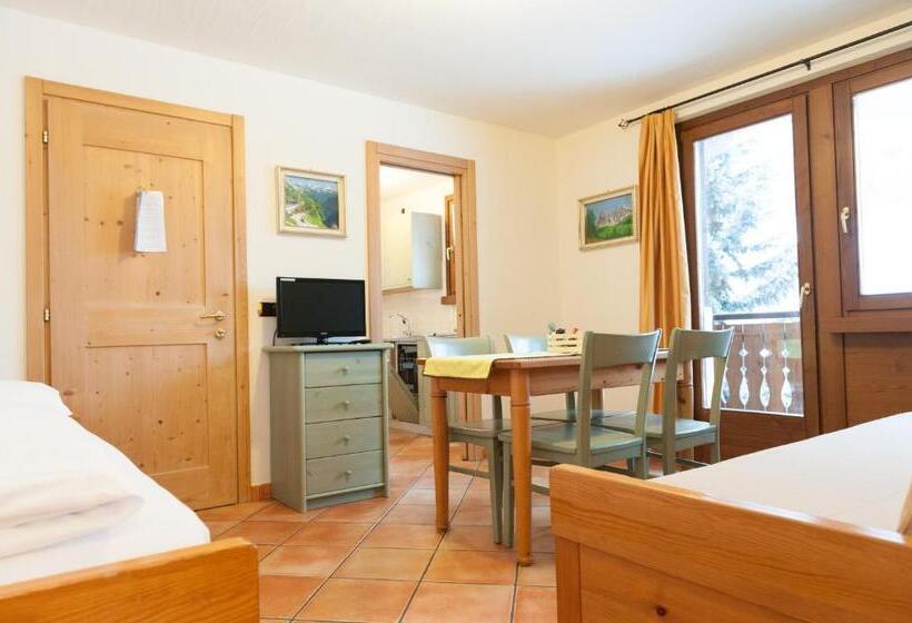 آپارتمان 1 خوابه با بالکن, Residence Bait Da Mott