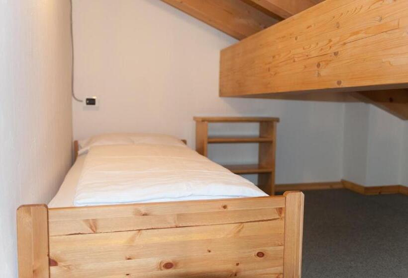 1 Bedroom Penthouse Apartment, Residence Bait Da Mott