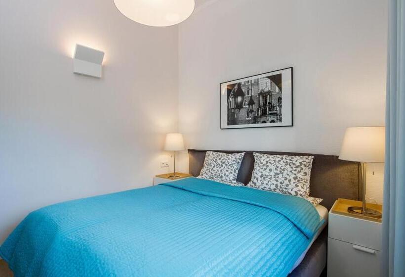 דירת חדר, Cracow Riverside Apart