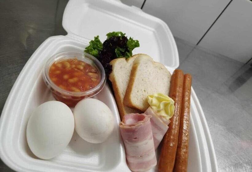 דירת חדר, Cracow Riverside Apart