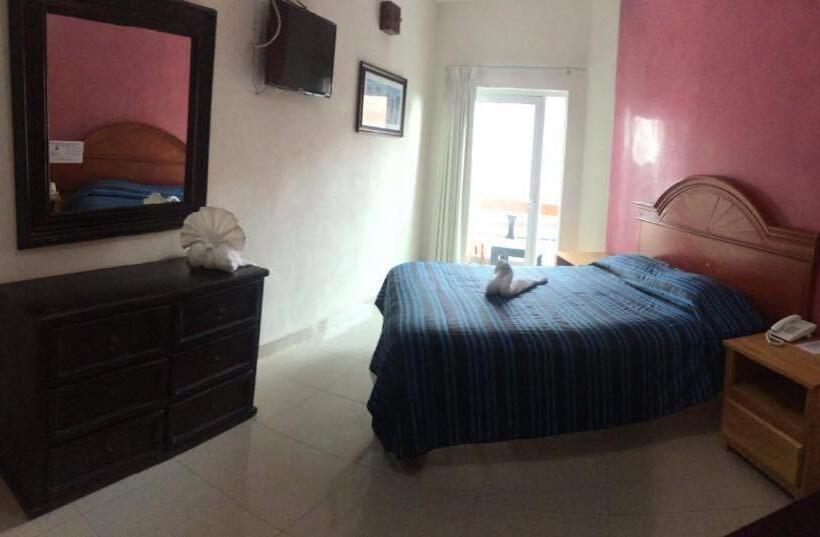 标准间带阳台, Casa Del Parque Vallarta